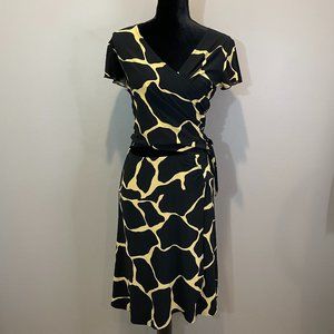 John Paul Richard Unifrm Petite Womens A-sym Skirt & Matching top  sz S NWOT